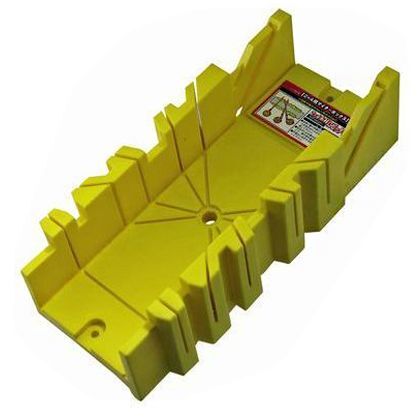 2x4用マイターボックス(ツーバイフォー木材カット用鋸ガイド)