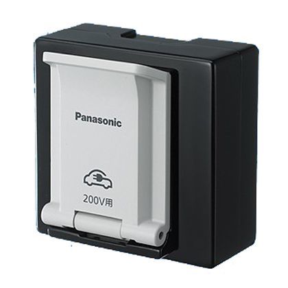 充電用接地コンセント(露出用)15A・20A兼用200V用 WK3911 1