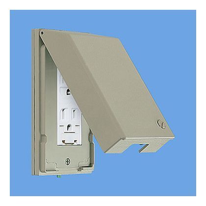 コスモシリーズワイド21ガードプレート(樹脂製)コンセント3個用 WTF7973 1