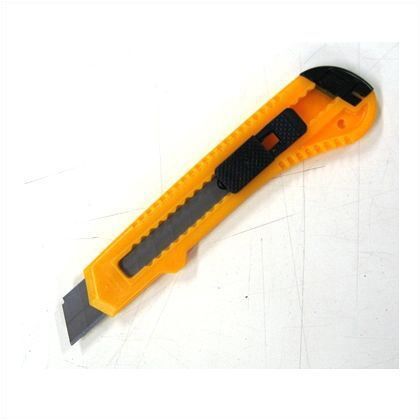 カッターナイフL型 刃部:全長:100mm幅:18mm厚み:0.45~0.5mm SX9-Y 1