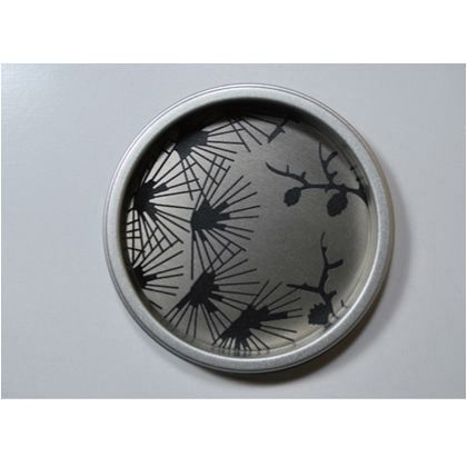 華引手(ふすまの引手) 伝統模様老松、銀枠 大 l_img_k_01_28 1