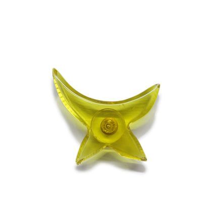 バタフライつまみ イエロー 幅45mm×奥行18mm IK-264 1個