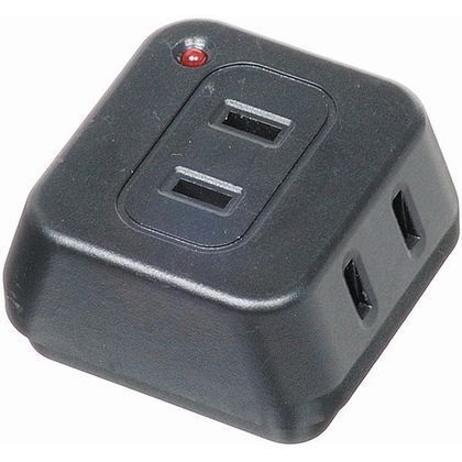 雷サージ付トリプルタップ3個口 黒 W47mm×H44mm×D43mm Y02TK300BK 1